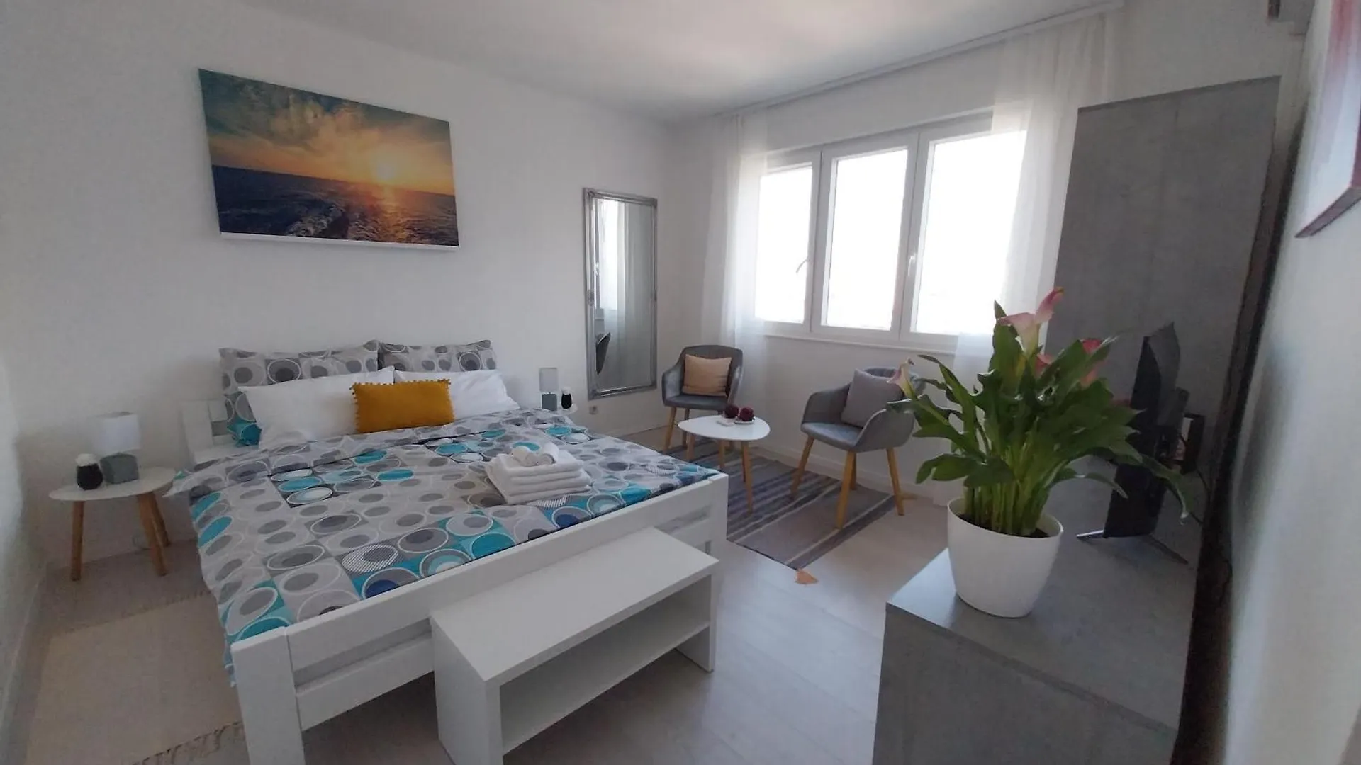 Studio M Pula 0*,  Kroatien